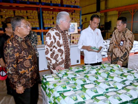 jokowi sidak pasar jokowi sidak pasar