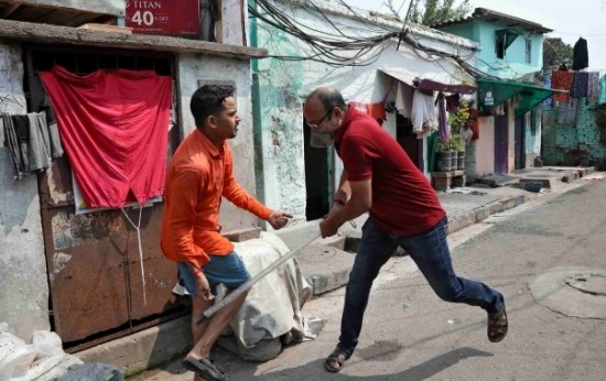 Polisi India Makassar