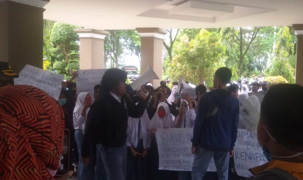 Demo siswa
