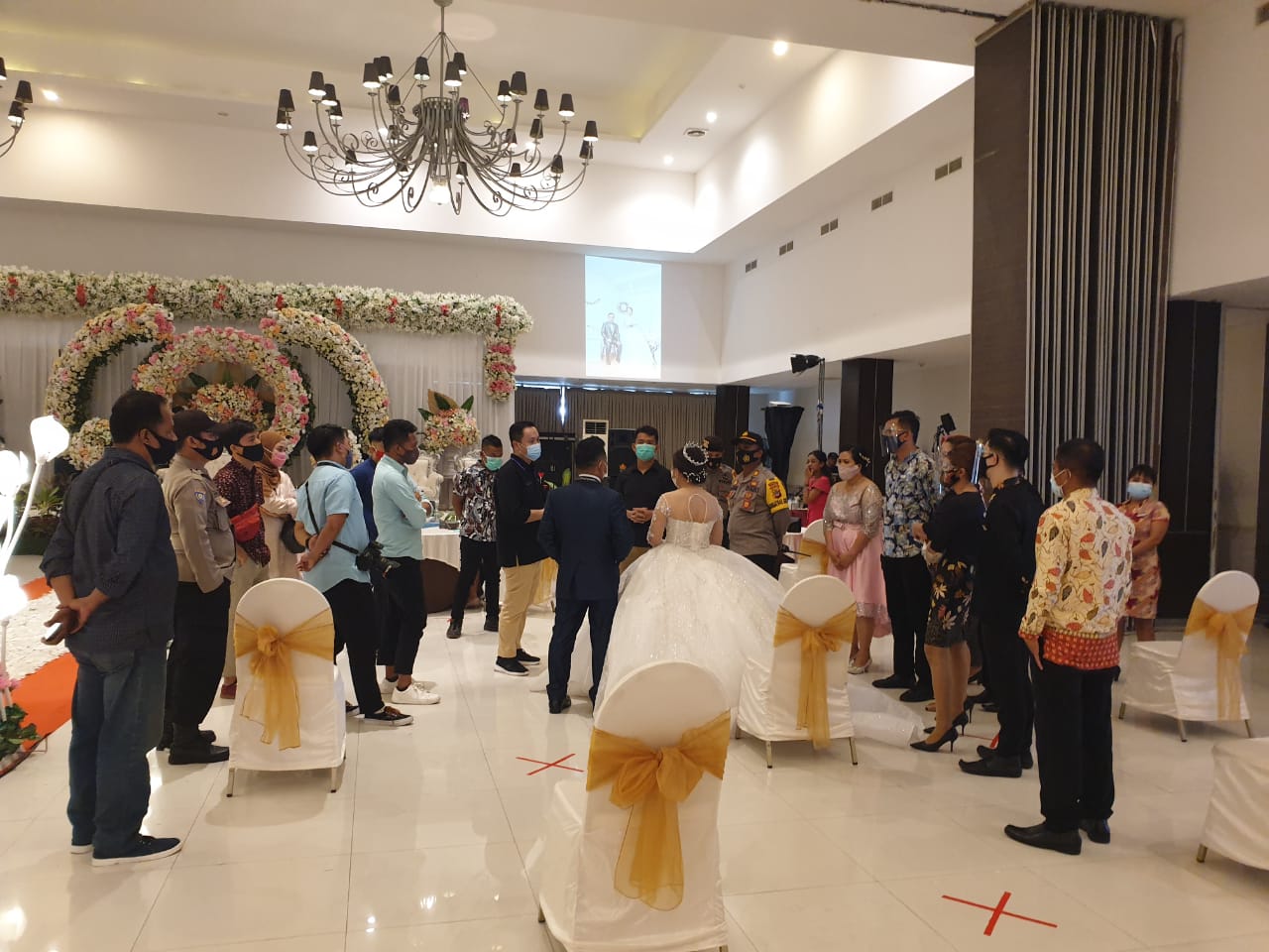 Pembubaran Resepsi Pernikahan