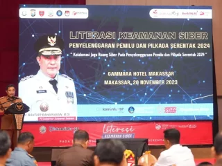 Penjabat Gubernur Sulsel Bahtiar Baharuddin Buka Literasi Keamanan Siber untuk Pemilu